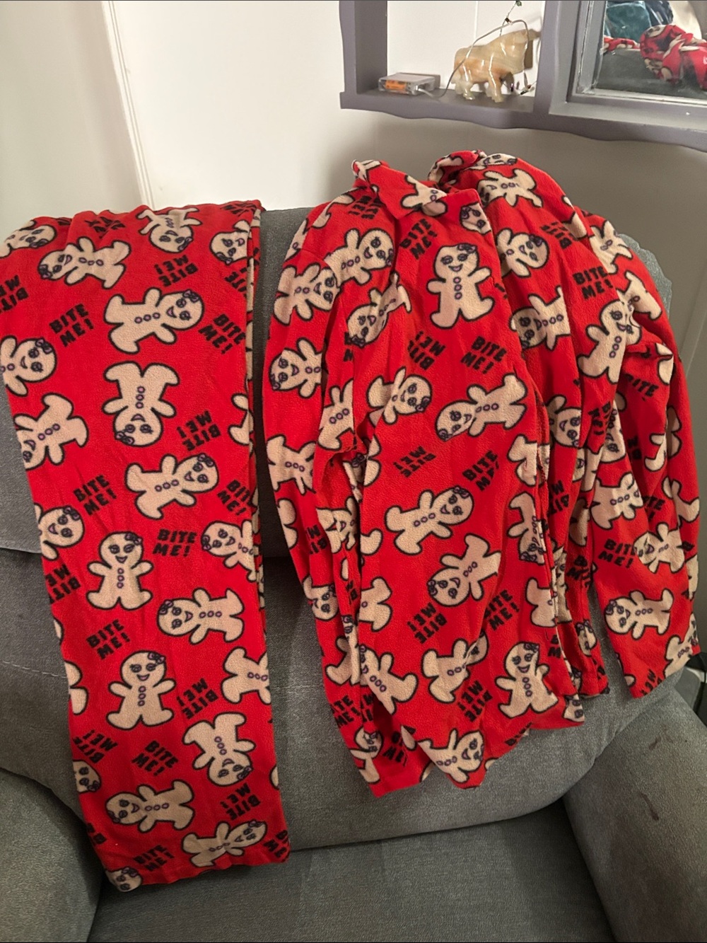 Cozy Red Gingerbread Print Women's Pajama Set